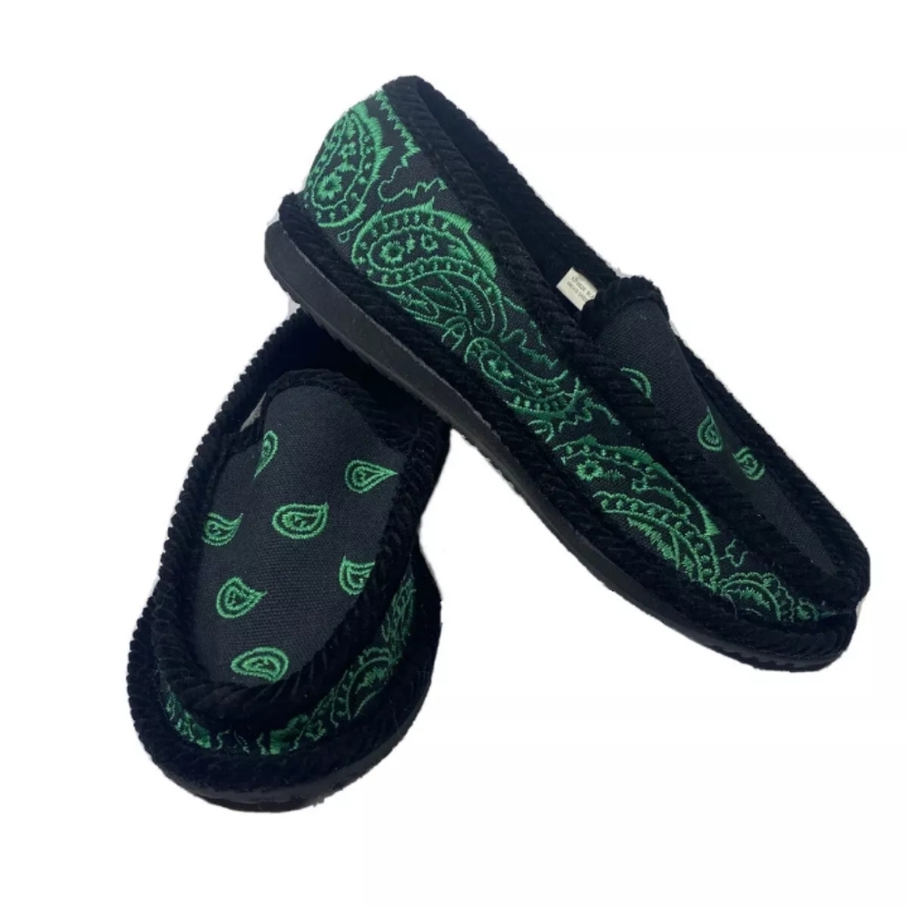 Trooper Bandanna House Shoes Men Sz 5 Woman Sz 7 Unsex Black And Green Paisley